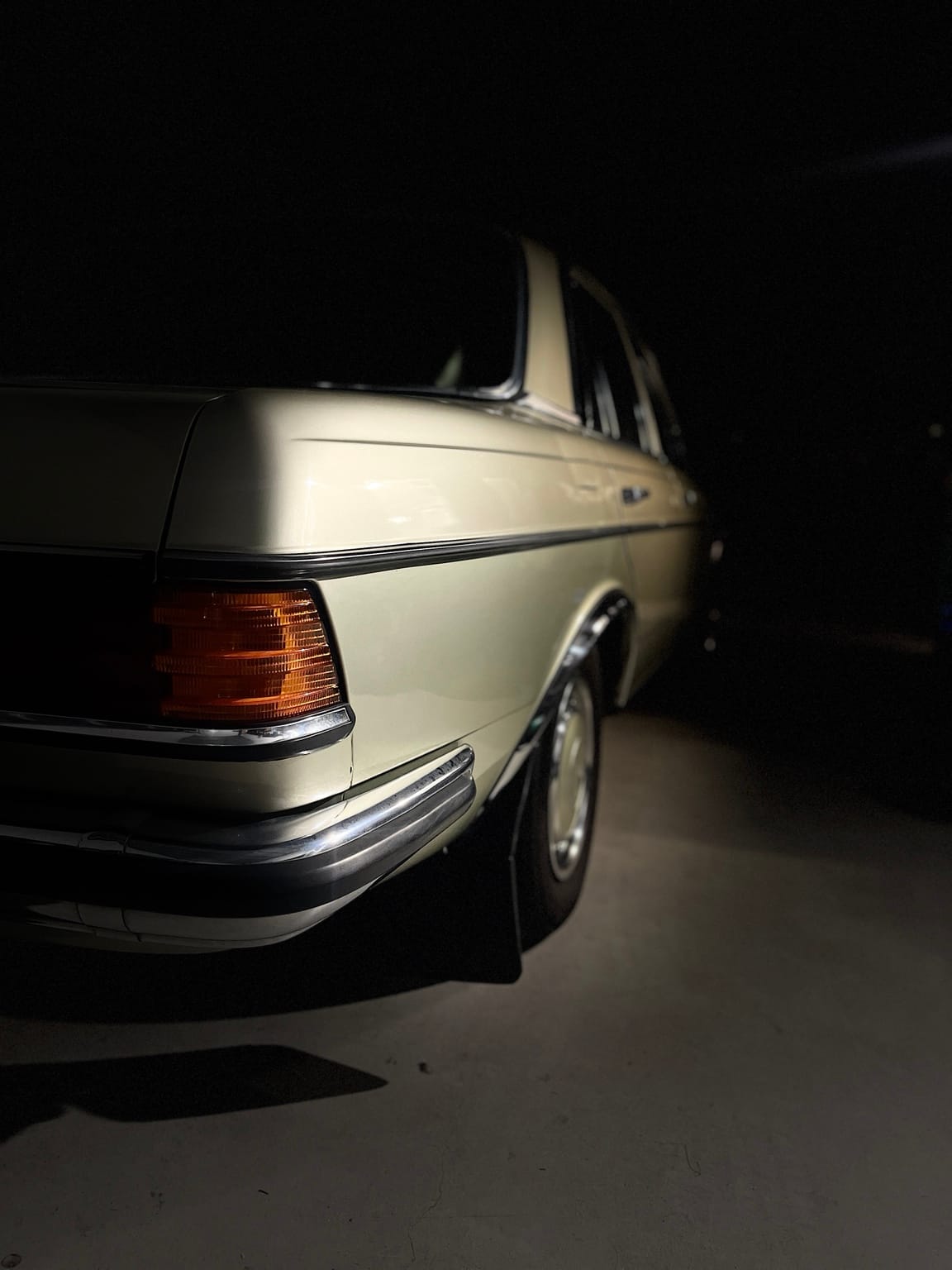 1985 Mercedes-Benz Classic Detail โ Not Every Job Is About Perfection