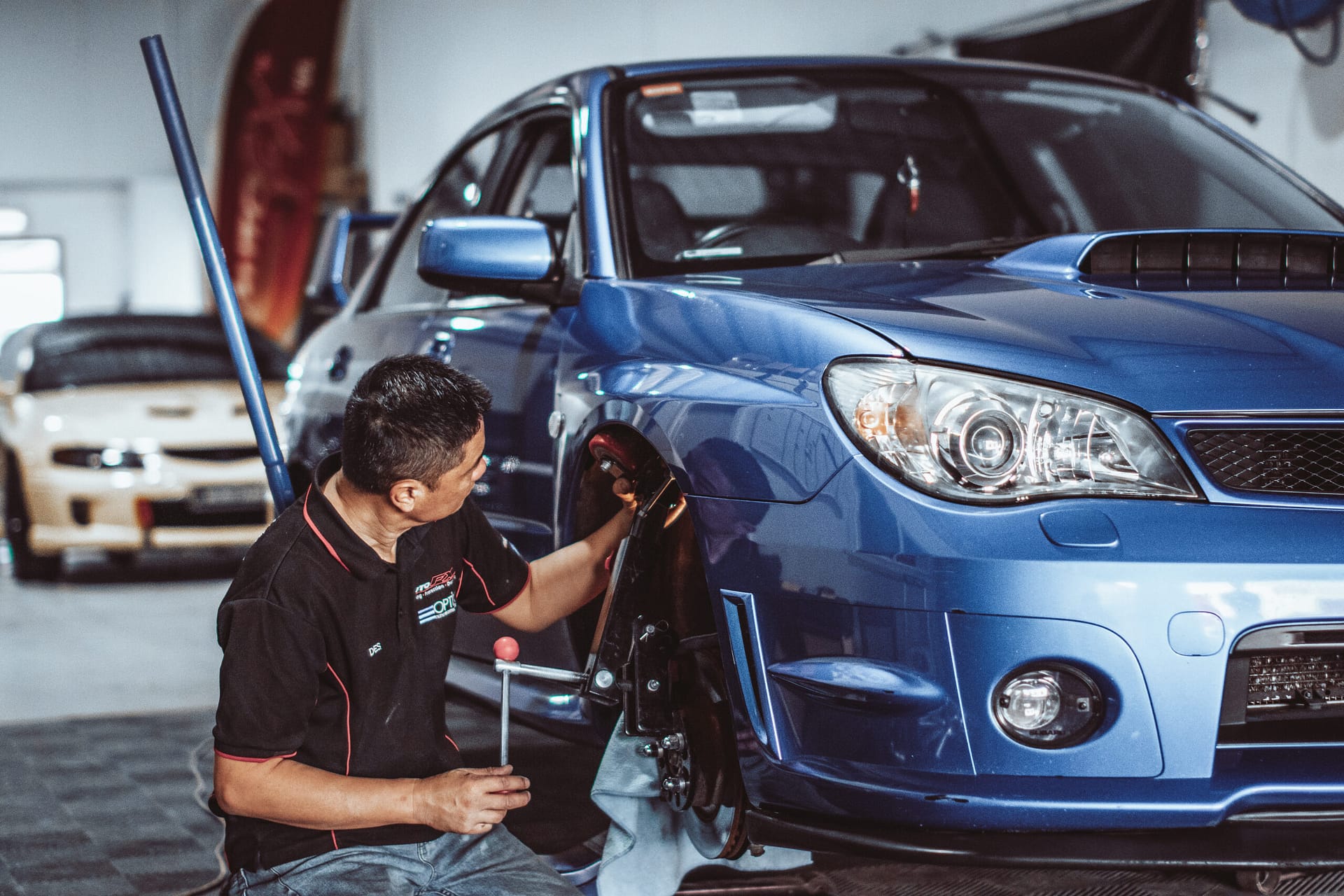 Should I Roll My Guards Before Lowering Or Fitting Wheels? | AutoFX WA