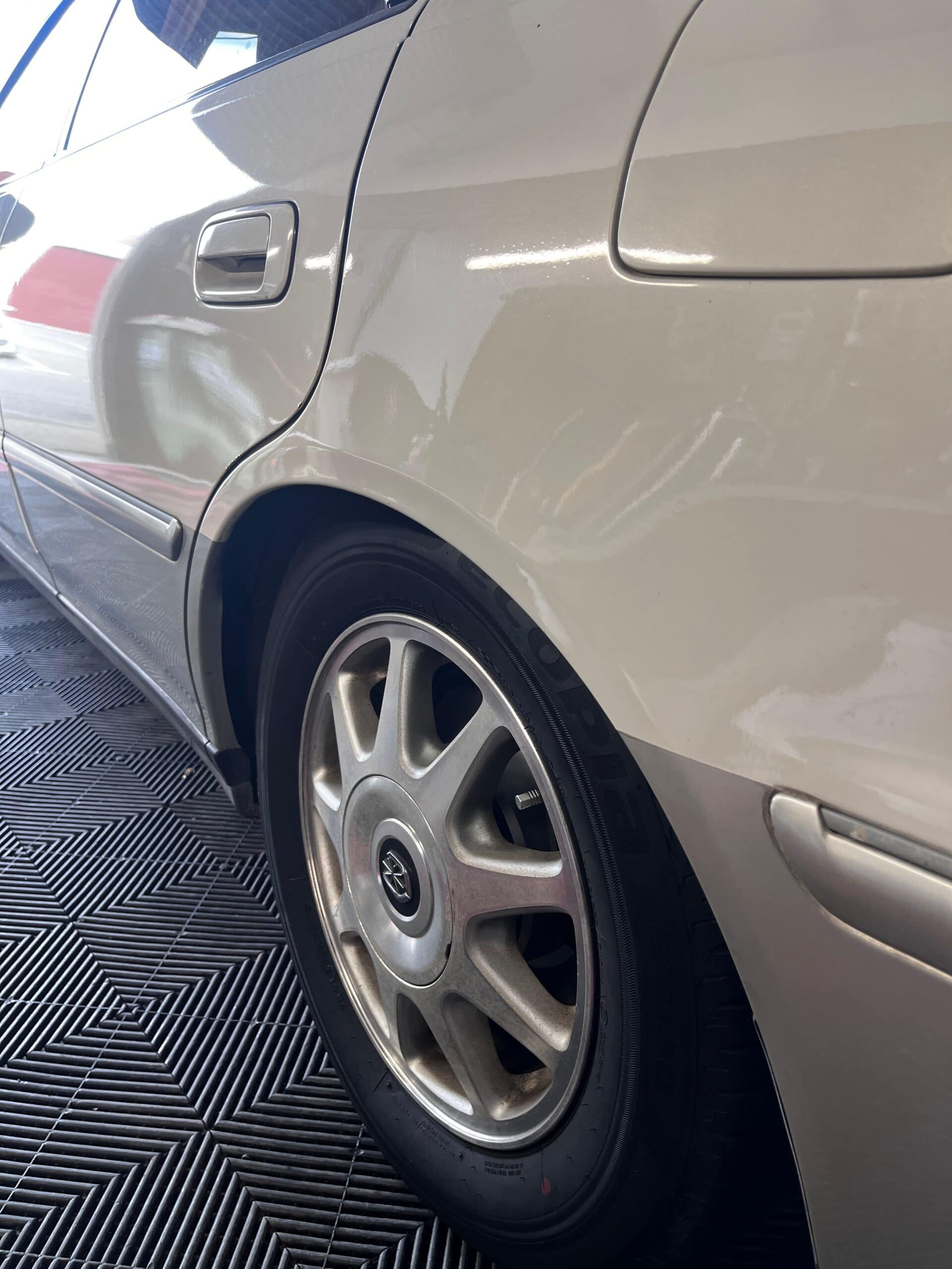 JZX Guard Rolling: Why Existing Paint Damage Needs to Be Assessed First