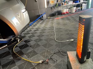 Nissan 350Z rear guard rolling - progress view