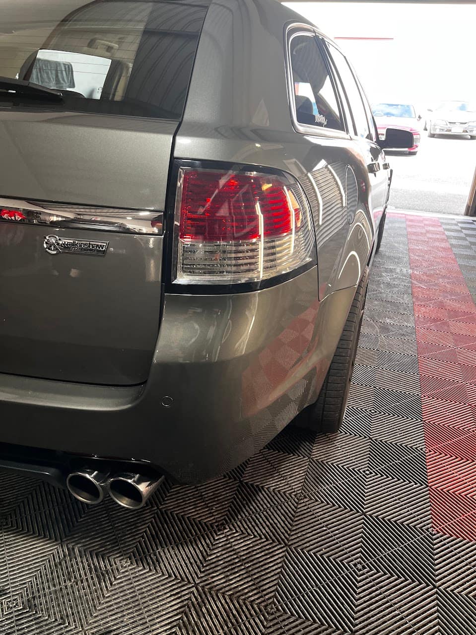 Mitchell’s VE SS Wagon Rear Guard Rolling – Clean Clearance With No Paint Damage