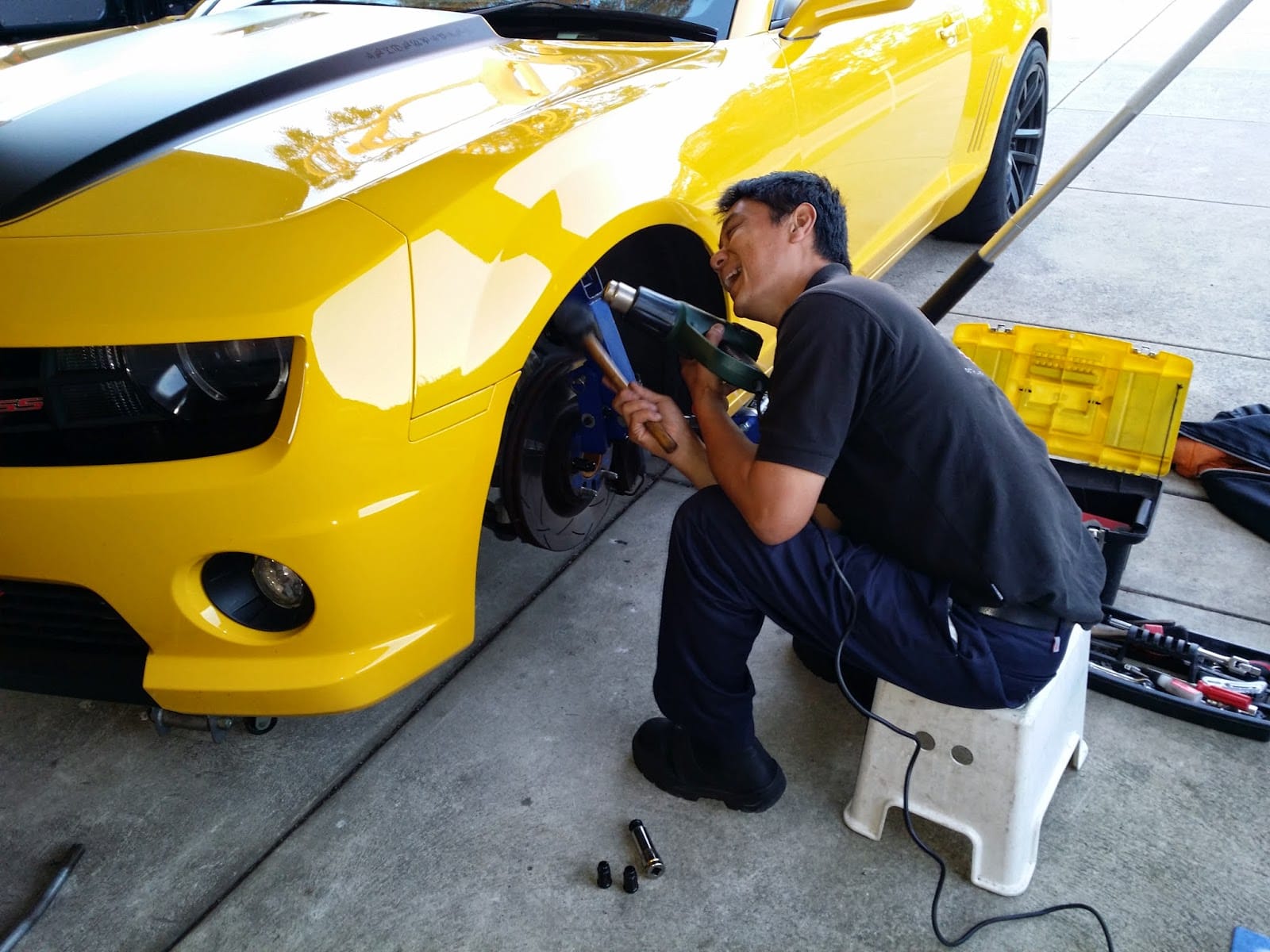 Guard Rolling – Bumble Bee Camaro